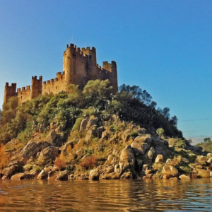 Il Castello di Almourol e i suoi misteri Portogallo