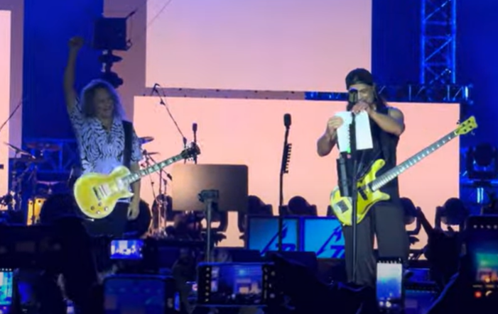 Metallica dedica artisti locali doodle Xutos Pontapes